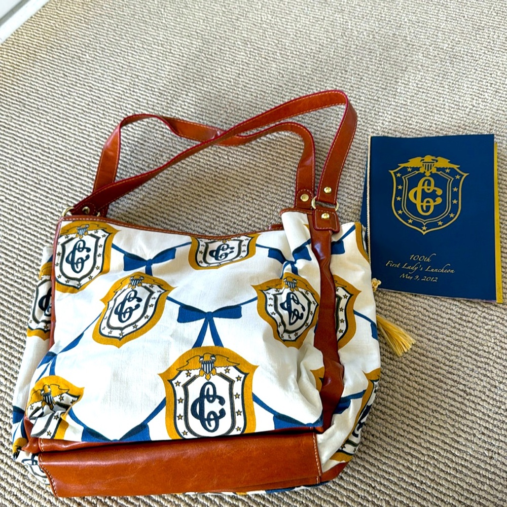 Mondani First Lady Luncheon Tote